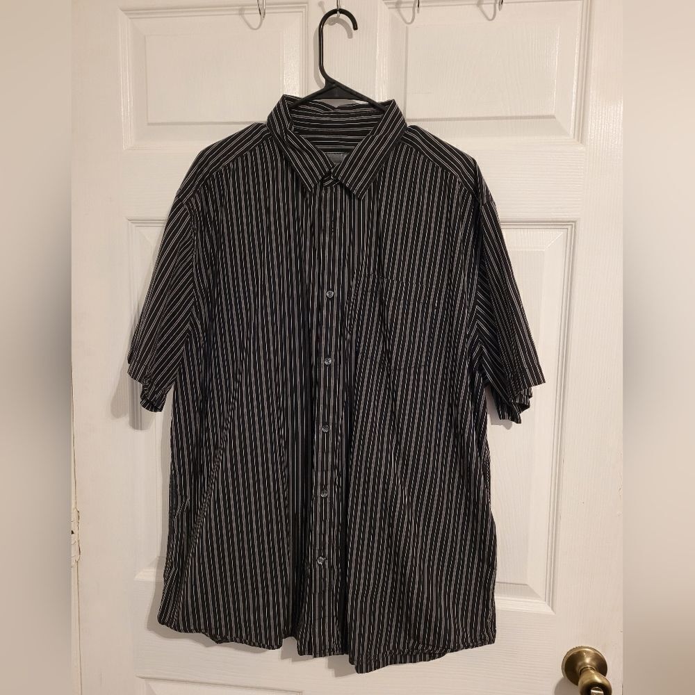 Old Navy men's button up‎ shirt Short sleeve